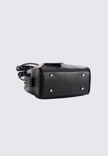 Elle 80Th Anni Shoulder Bag  (Black)