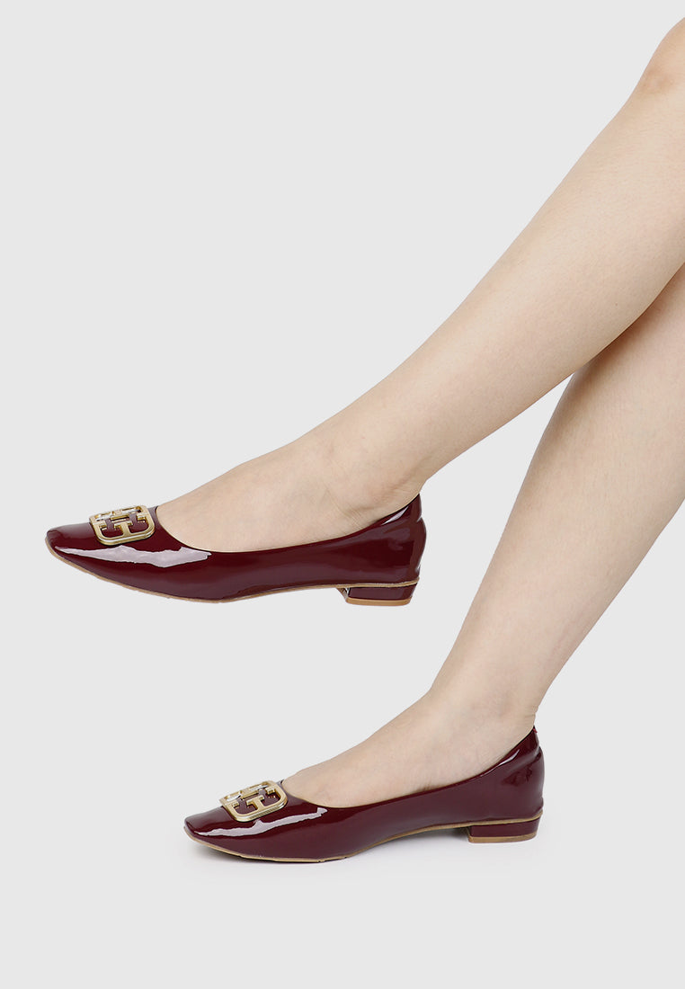 Jacqueline Comfy Fit Footbed Microfiber Leather Flats & Ballerina In Maroon