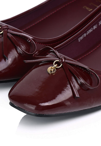 Alodie Comfy Fit Footbed Flats & Ballerina In Burgundy