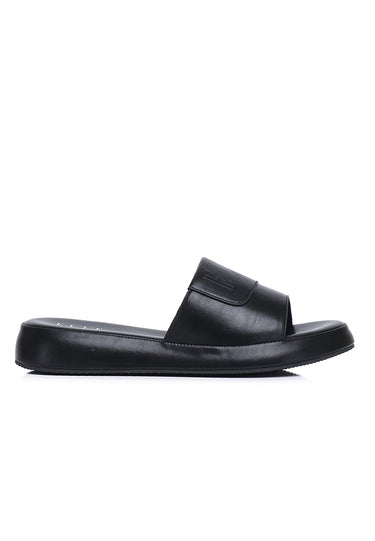 Maia Comfy Fit Footbed Sandals In Black