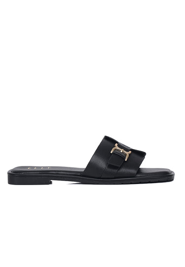 Meganne Comfy Fit Footbed Sandals Sandals In Black