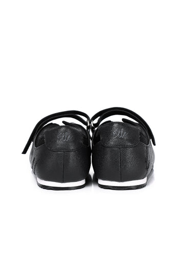 Soline Comfy Fit Footbed Microfiber Leather Sneakers In Black