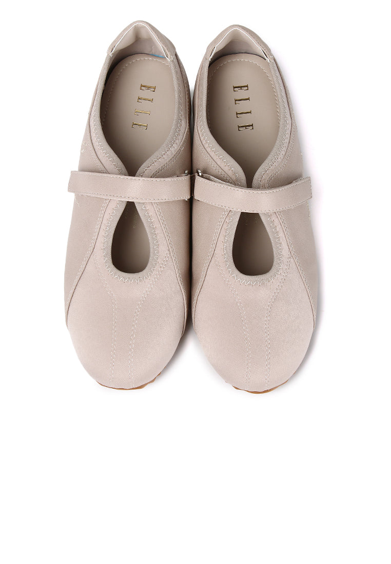 Soline Comfy Fit Footbed Microfiber Leather Sneakers In  Nude